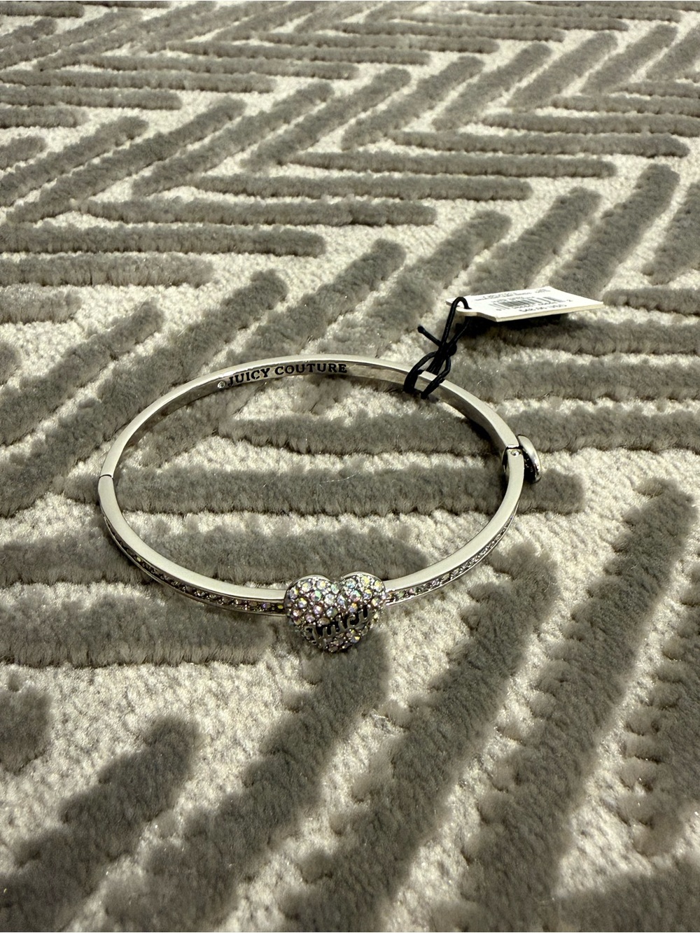 Juicy Couture AB pave crystal heart hinged bangle bracelet - Silver - Picture 5 of 5